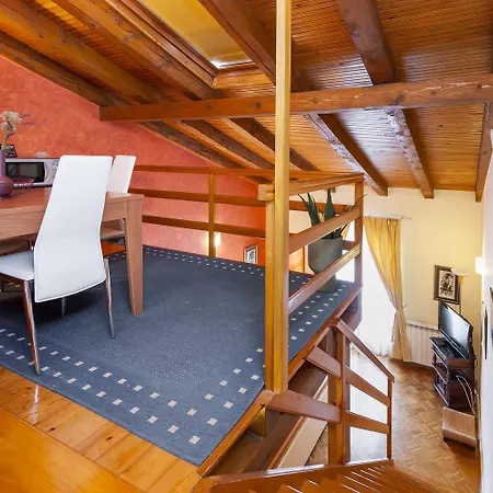 Apartment Hundefreundliches Studio-apartment Mit Pool, Babybett, Grill, Parkplatz