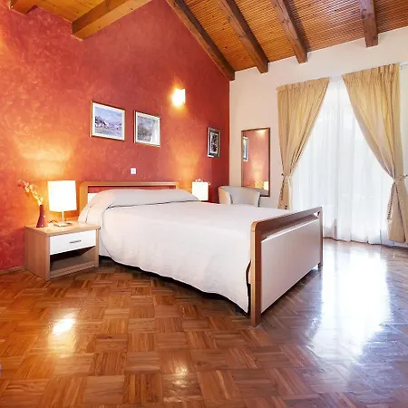 Hundefreundliches Studio-apartment Mit Pool, Babybett, Grill, Parkplatz *