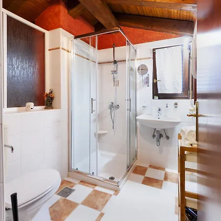 Hundefreundliches Studio-apartment Mit Pool, Babybett, Grill, Parkplatz Apartment Rovinj